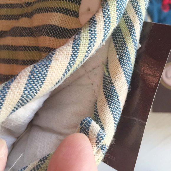 HTF Oven Mitt Set + 2 Towels 🌻 Embroidered Sun Flowers & Bees - Picture 4 of 6